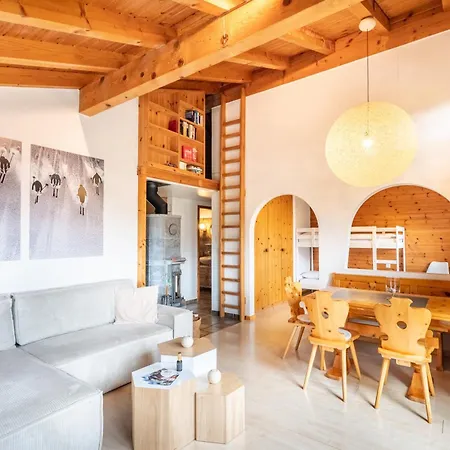 בקתה Alpen Retreat Malix