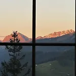 Alpen Retreat Σαλέ